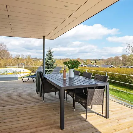 Luxury Retreat In Hejlsminde Nyaraló *