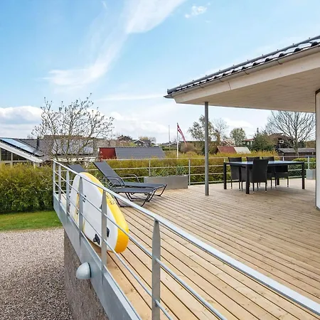 Luxury Retreat In Hejlsminde Nyaraló